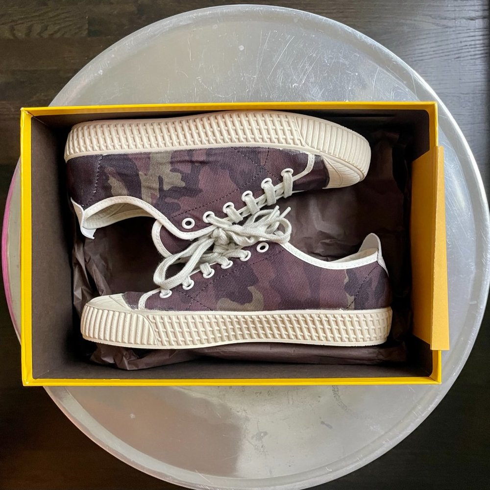 BNWT:  The Car Shoe: Camo Sneaker